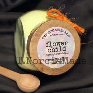 Flower Child Foaming Milk Bath Dust: Pineapple Patchouli